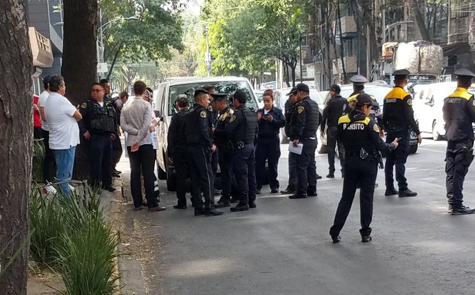 Policía de la CDMX frustra asalto y balea a delincuente