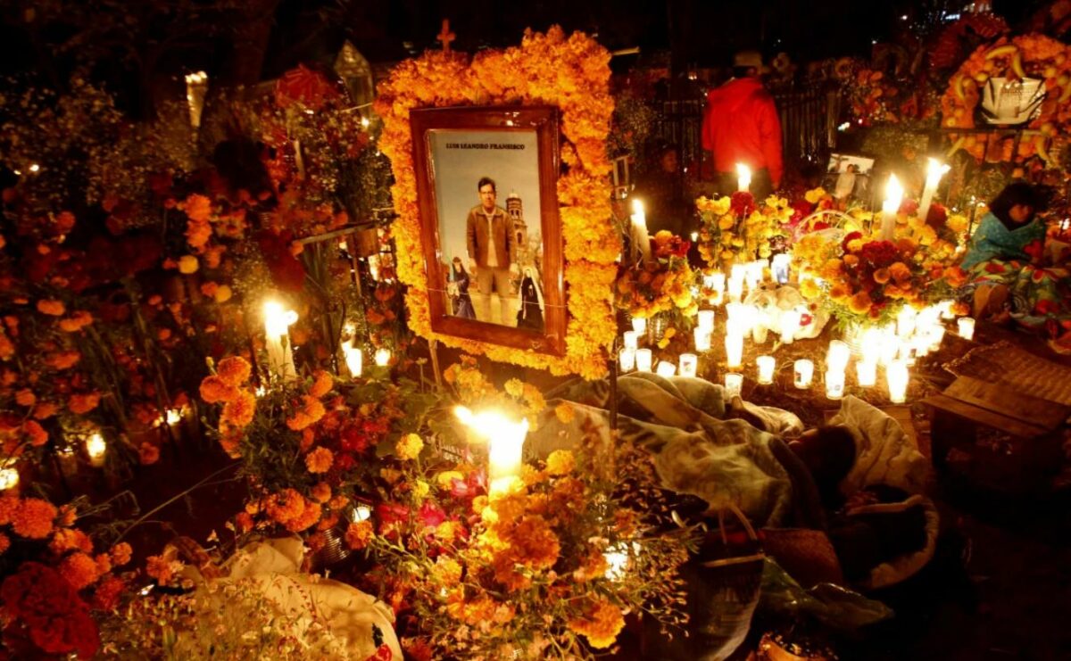 ¿Cómo Son Las Ofrendas Del Día De Muertos En Otros Estados Del País?